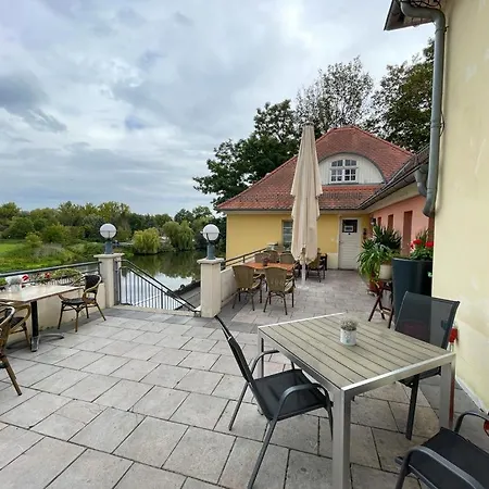 Bootshaus Weißenfels